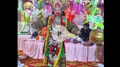 धनौरा: गजरौला के स्टेशन रोड पर श्री बालाजी महाराज के जागरण कार्यक्रम का आयोजन, सैकड़ों भक्तों ने पहुंचकर किया गुणगान