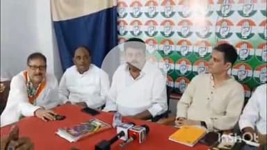 कहरा: कचहरी ढाला स्थित जिला कांग्रेस कार्यालय में बिहार विधानसभा चुनाव को लेकर हुई प्रेस कॉन्फ्रेंस