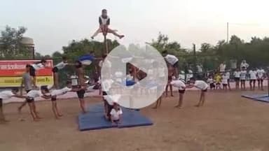 झांसी: गुलाम गौस खां पार्क स्थित मल्लखम्भ कोर्ट में निःशुल्क समर कैंप का हुआ समापन, सदर विधायक और शिक्षक विधायक रहे मौजूद