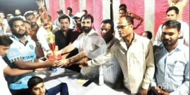 चितरंगी: सीजन-2 क्रिकेट मैच के फाइनल में सरई क्षेत्र के महुआगांव की टीम बनी विजेता