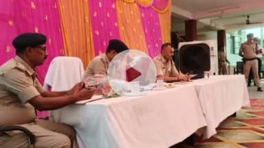 चेरिया बरियारपुर: चेरियाबरियारपुर थाना परिसर में बेगूसराय के पुलिस अधीक्षक द्वारा जन संवाद कार्यक्रम का आयोजन