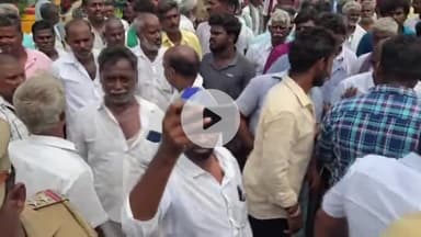 வெம்பாக்கம்: பிரம்மதேசம் புதூர் பகுதியில் நேரடி நெல் கொள்முதல் நிலையத்தில் நெல்லுக்கான பணத்தை பட்டவரா செய்யவில்லை என விவசாயிகள் சாலை மறியல்