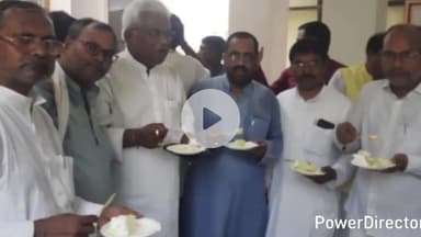 जगदीशपुर: लालू प्रसाद यादव के जन्मदिन पर राजद के वरीय नेता एवं मुखिया पति अजय यादव ने दी बधाई