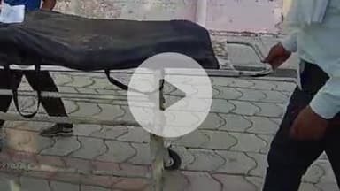 फतेहपुर: असोथर के रामशोलेपुर के पास यमुना नदी में डूबे मछुवारे का शव मिला, परिजनों का रहा बुरा हाल, पुलिस ने कराया पोस्टमार्टम