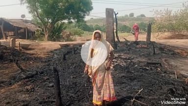 मिर्ज़ापुर: बलापुर गांव में मड़हे में आग लगने से युवती झुलसी व 2 बकरी के बच्चों की हुई मौत, 5 क्विंटल अनाज भी जला