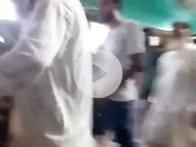 फतेहपुर: चौक के चूड़ी गली में विशेष समुदाय के लोगों ने जमकर की मारपीट, वीडियो सोशल मीडिया पर हुआ वायरल, सदर कोतवाली का मामला