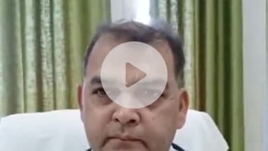 बल्दीराय: लू के प्रकोप को देखते हुए धनपतगंज सामुदायिक स्वास्थ्य केंद्र के अधीक्षक डॉक्टर अरुणेश सिंह ने आम जनता को किया सावधान