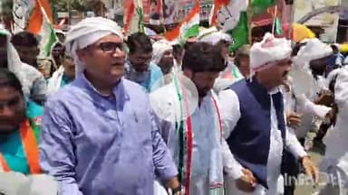 सासाराम: सासाराम में कांग्रेस कार्यकर्ताओं ने अपनी विभिन्न मांगों को लेकर किया धरना प्रदर्शन