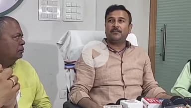 कांके: हरमू स्थित आजसू कार्यालय में केंद्रीय कार्यसमिति की हुई बैठक, 22 जून को बलिदान दिवस मनाने का निर्णय लिया गया