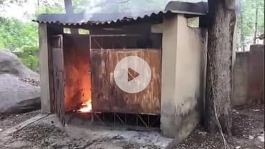 लोहरदगा: एसपी कार्यालय के पास गैरेज के जनरेटर में लगी आग, दमकल ने पाया काबू