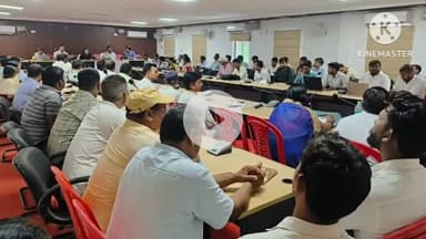 नवादा: लोहिया स्वच्छ बिहार अभियान के तहत कार्यशाला का आयोजन, उप विकास आयुक्त ने अधिकारियों एवं कर्मियों को दी कई जानकारियां