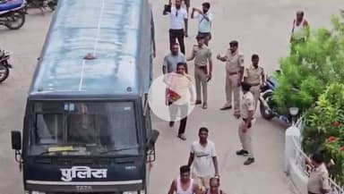 कटिहार: जुराबगंज से कोढ़ा गैंग के 17 सदस्य गिरफ्तार, एसपी ने प्रेस वार्ता में दी जानकारी