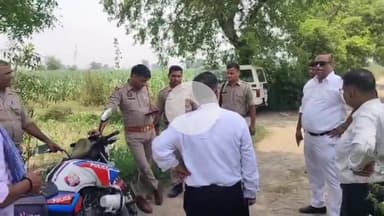 बड़ौत: छपरौली में पूर्व मुख्यमंत्री स्वर्गीय कल्याण सिंह की जमीन पर राजस्व विभाग की टीम ने चकरोड को कब्जा मुक्त कराया