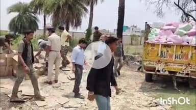 जमुई: जमुई पुलिस लाइन में उत्पाद विभाग ने 27 कांडों में जब्त 2679.715 लीटर अंग्रेजी और देशी शराब किया नष्ट