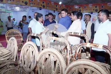 ବାଣପୁର: ହାବେଳୀ ପଡିଆ ଠାରେ ଆୟୋଜିତ ଜିଲ୍ଳା ସ୍ତରୀୟ ହସ୍ତତନ୍ତ ମେଳାର ଉଦ୍ଘାଟନୀ କଲେ ଚିଲିକା ବିଧାୟକ ତଥା ଆଇନ ମନ୍ତ୍ରୀ