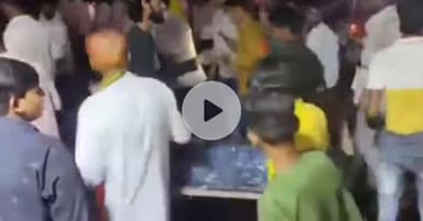 इछावर: अहमदपुर में नाबालिग बच्ची की मौत पर निकला कैंडल मार्च, बड़ी संख्या में लोग हुए शामिल