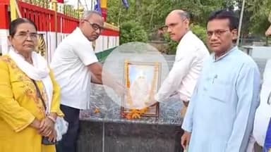 फतेहपुर: अम्बेडकर पार्क में धूमधाम से मनाई गई संत कबीरदास की जयन्ती, तमाम राजनीतिक दलों के लोग रहे मौजूद, कचेहरी का मामला