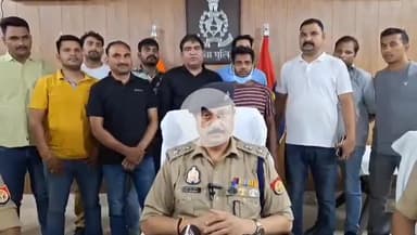 इटावा: कोतवाली क्षेत्र में दो बहनों से टप्पेबाजी करने वाले अंतर्जनपदीय टप्पेबाज को पुलिस ने किया गिरफ्तार, SSP ने किया खुलासा