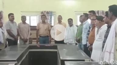 छीपाबड़ोद: अहमदाबाद में एयर इंडिया के विमान हादसे में मृतकों की आत्मा की शांति हेतु 2 मिनट का मौन धारण कर श्रद्धांजलि दी गई