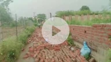 gagret 
stdr school link road jo ki abhi nyi diwaar di hai bo rasta car layk nhi raha emergency stop
hdfc bank 🏧 #@
