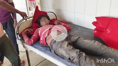 दातागंज: दुर्घटना के बाद समरेर सीएचसी पर घायलों को लेकर पहुंचे परिजन, घंटों तड़पते रहे मरीज नदारद रहे डाक्टर #jansamsya