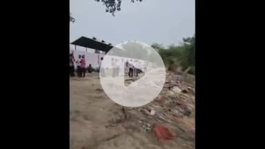 कादीपुर: सड़क हादसे में महिला की मौत के बाद दियरा घाट पर किया गया अंतिम संस्कार