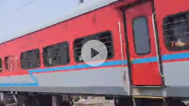 झांसी: झांसी की तीन ट्रेनें प्रभावित, लास्ट स्टेशन से पहले निरस्त, गोंडा-बाराबंकी स्टेशन के बीच तीसरी लाइन का काम चल रहा