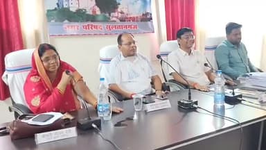 सुल्तानगंज: सुलतानगंज नगर परिषद में श्रावणी मेला की तैयारियों को लेकर बैठक, घाटों पर सफाई और सुविधाओं पर ज़ोर