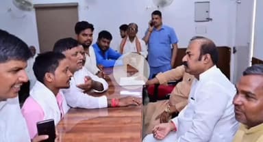 पटना ग्रामीण: जदयू कार्यालय में जनसुनवाई कार्यक्रम, मंत्री मदन सहनी ने सुनी लोगों की समस्याएं