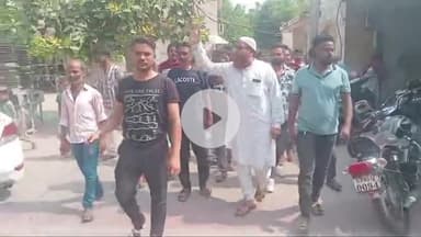 मथुरा: बिजली की समस्या से परेशान  नवनीत नगर के वासिंदे पहुंचे कृष्णा नगर बिजली घर जमकर किया प्रदर्शन #janasmasya