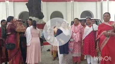 बहराइच: कलेक्ट्रेट पहुंची आंगनबाड़ी कर्मचारी संघ संयुक्त मोर्चा के पदाधिकारियों ने 2 सूत्री मांगों का सौंपा ज्ञापन