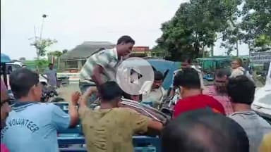 হরিহরপাড়া: হরিহরপাড়ায় ট্রেকারের ধাক্কায় মৃত্যু স্কুটি চালকের, এলাকায় শোকের ছায়া