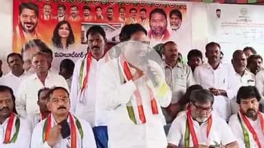 మహబూబ్ నగర్ అర్బన్: వివిధ గ్రామాలకు చెందిన లబ్ధిదారులకు కోడూరులో ఇందిరమ్మ ఇళ్ల ప్రొసీడింగ్‌ పత్రాలను అందించిన ఎమ్మెల్యే శ్రీనివాస్‌ రెడ్డి