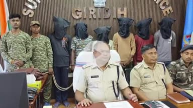 गिरिडीह: पोबी लूटकांड का खुलासा, जेवर व्यवसायी से लूटपाट करने वाले 6 अपराधी गिरफ्तार: SP विमल कुमार