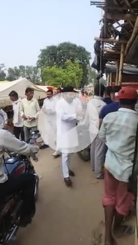 आज शाहजहांपुर के कस्बा जलालाबाद में पीडीए समीक्षा बैठक की अध्यक्षता समाजवादी पार्टी राष्ट्रीय प्रमुख महासचिव सलीम शेरबानी जी पूर्व केन्द्रीय मंत्री एवंम मुख्य अतिथि पूर्व चैयरमेन PCF लोकप्रिय सांसद बदायूं युवा दिलों की धड़कन आदरणीय आदित्य या