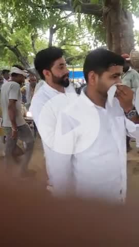 आज शाहजहांपुर के कस्बा जलालाबाद में पीडीए समीक्षा बैठक की अध्यक्षता समाजवादी पार्टी राष्ट्रीय प्रमुख महासचिव सलीम शेरबानी जी पूर्व केन्द्रीय मंत्री एवंम मुख्य अतिथि पूर्व चैयरमेन PCF लोकप्रिय सांसद बदायूं युवा दिलों की धड़कन आदरणीय आदित्य या