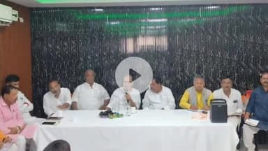 मोतिहारी: महर्षि वेदव्यास जयंती एवं सम्मान समारोह की तैयारी को लेकर शहर के एक निजी होटल में भाजपा की बैठक संपन्न हुई