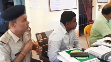 बलिया: बलिया थाना परिसर में भूमि विवाद मामलों के निपटारे के लिए जनता दरबार का आयोजन