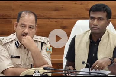 ओरमांझी: समाहरणालय में उपायुक्त की अध्यक्षता में भू-अर्जन से संबंधित समीक्षा बैठक आयोजित