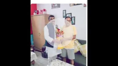 पांकी: कांग्रेस के पूर्व प्रत्याशी लाल सूरज ने कल्याण मंत्री चमरा लिंडा को क्षेत्र की समस्याओं से अवगत कराया