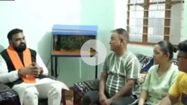 पटना ग्रामीण: पटना: प्लेन क्रैश में मृत मनीषा थापा के घर पहुंचे डिप्टी सीएम सम्राट चौधरी, परिजनों से की मुलाकात