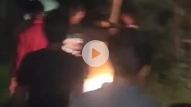 धनौरा: गजरौला के गांव टोकरा पट्टी में चड्डी गैंग के आतंक से लोग परेशान, लाठी-डंडे लेकर खेतों की ओर दौड़े