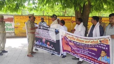 बहुजन मुक्ति पार्टी के प्रदेश सचिव राष्ट्रीय मुस्लिम मोर्चा के बैनर तले मुसलमानों पर हो रहे अत्याचार के खिलाफ वामन मेश्राम जी के नेतृत्व में 31 राज्यों में 568 जिलों से जिला अधिकारी के माध्यम से महामहिम राष्ट्रपति को एक साथज्ञापन भेजा जय