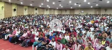 बलिया: बलिया से 1043 चयनित अभ्यर्थी लखनऊ होंगे रवाना, नियुक्ति पत्र वितरण के लिए एसपी ने की बैठक