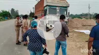 नानपारा: नानपारा बाईपास के पास खड़े ट्रक में एक व्यक्ति का सड़ा-गला शव बरामद, पुलिस जांच में जुटी