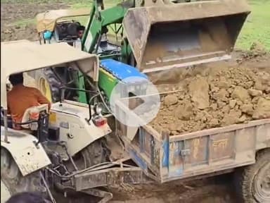 नौगावां सादात: नौगांवा के गांव बहादुरपुर में खनन माफिया के हौसले बुलंद, महिला ने किया विरोध, वीडियो हुआ वायरल