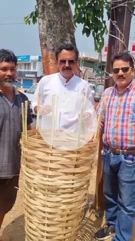 वृक्षारोपण में बायोडिग्रेडेबल बांस  का ट्री गार्ड उपयोग करें। +919755989334 पर उपलब्ध।