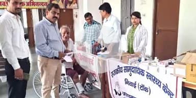 निवाई: काली का बाग रोड स्थित वृद्ध आश्रम में जिला विधिक सेवा प्राधिकरण द्वारा मनाया वरिष्ठ नागरिक दुर्व्यवहार जागरूकता दिवस