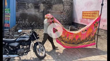 रामगंजमण्डी: सातलखेड़ी में मोहल्ला बैठक का आयोजन, मंत्री को देख कचरे को टेंट से छिपाया, मंत्री बोले- सफाई नहीं हुई तो अधिकारी का वेतन