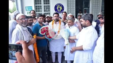 भदोही: महबूबपुर में राज्यमंत्री दानिश आजाद अंसारी ने कालीन उद्यमियों से मुलाकात की, समस्याओं पर हुई चर्चा